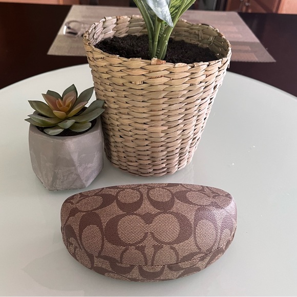 💗Coach Sunglasses Case 💗 - Picture 8 of 9